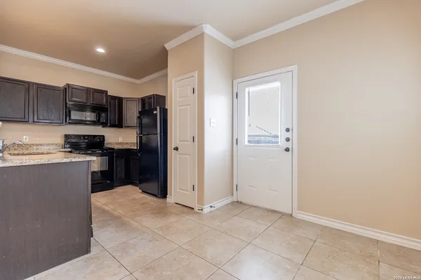 $1,300 | 5738 Golf Heights, Unit 2, San Antonio, TX 78244