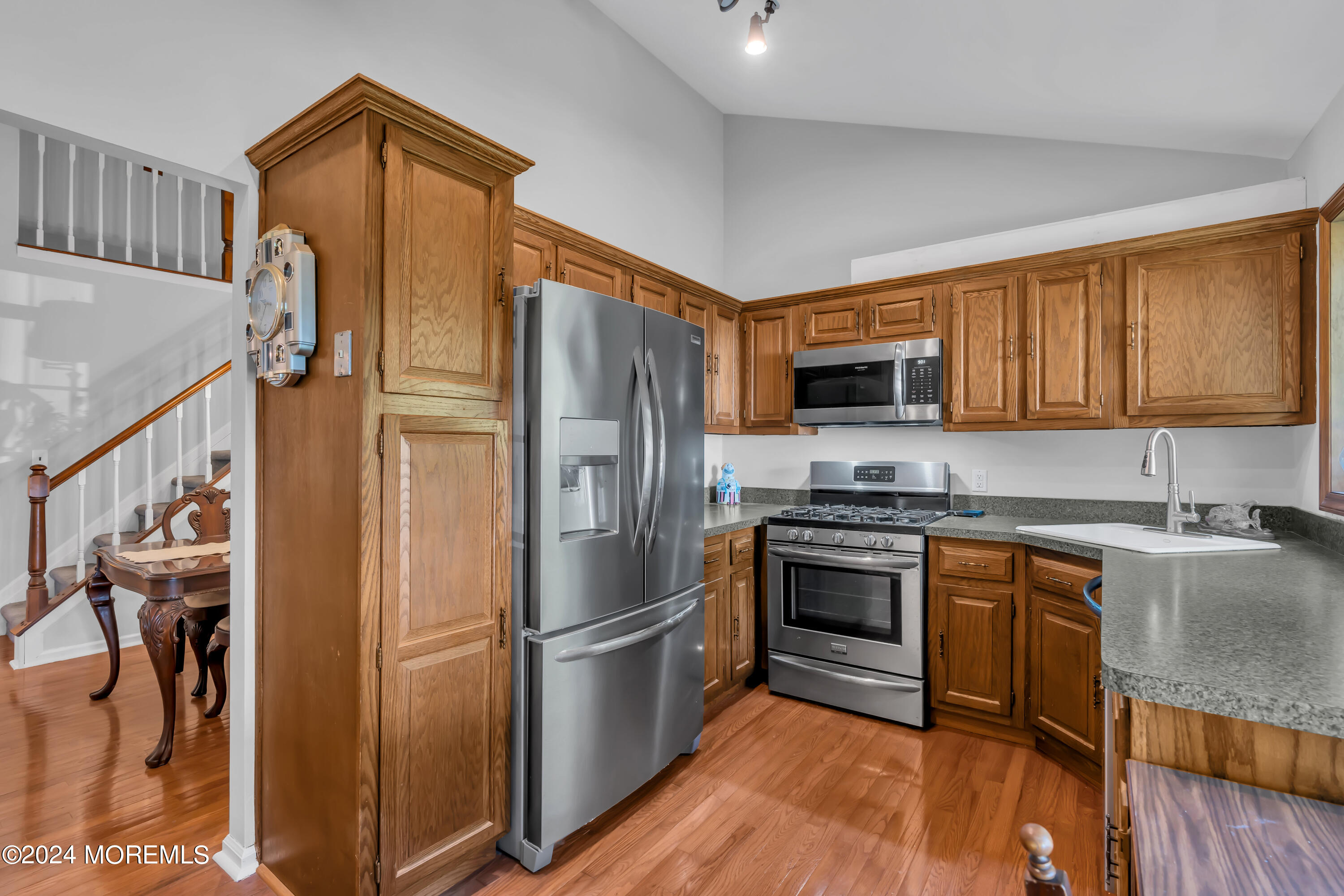 19 Maple Lane, Unit B Brielle, NJ 08730 - Photo 8 of 23 015_dsc07772_778