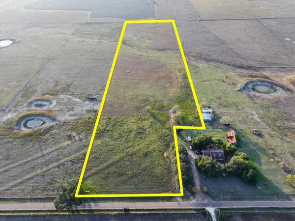 $375,000 | 5895 Farek-Loth Road, Schulenburg, TX 78956