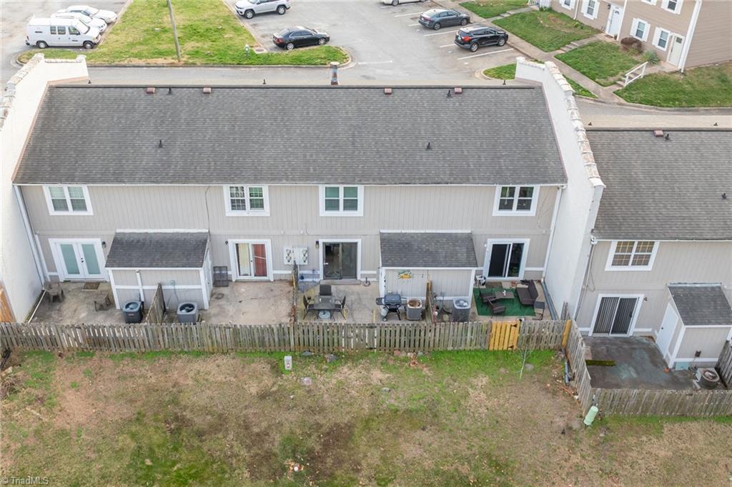 5737 Bramblegate Road, Unit F Greensboro, NC 27409 - Photo 29 of 35 Gallery Image 29