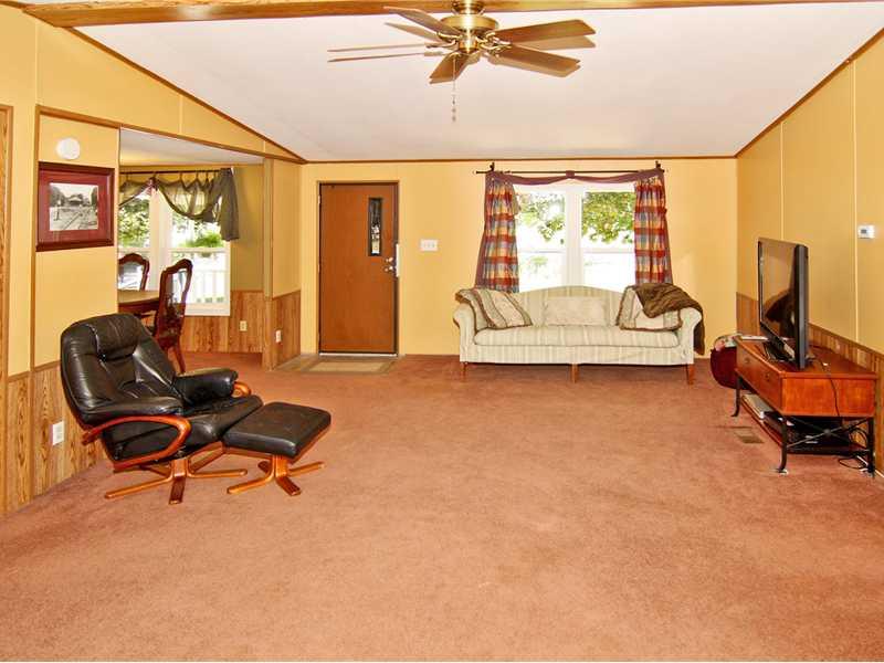 8703 West Old Fort Road Fortville, IN 46040 - Photo 5 of 21 Gallery Image 5