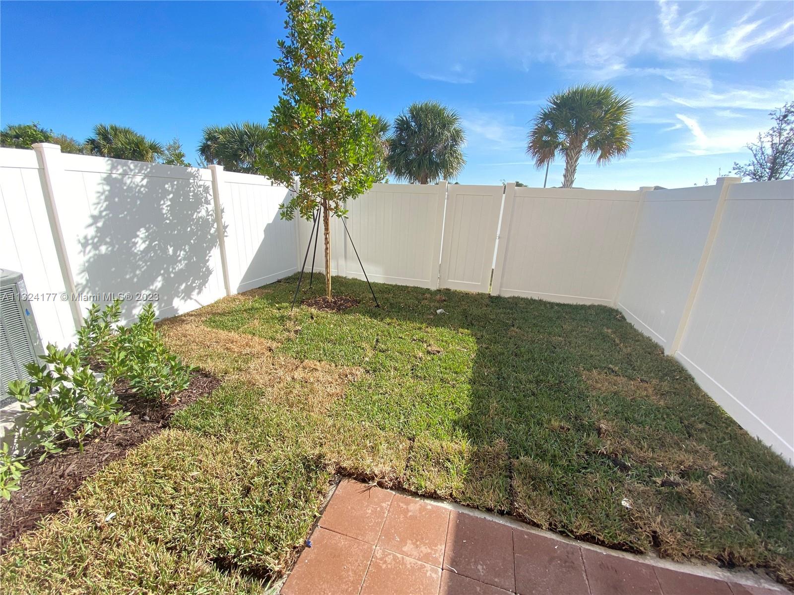 Hialeah Hialeah, FL 33018 - Photo 15 of 30 a view of a backyard