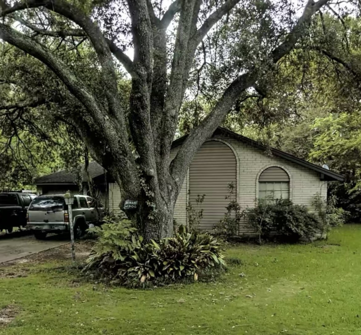 5227 Apala Drive Houston, TX 77032 - Photo 2 of 6