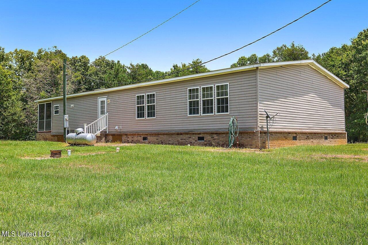2101 Stump Bridge Road Camden, MS 39045 - Photo 23 of 24 2101 Stump Bridge Rd 26