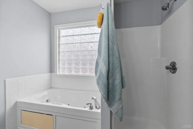 $299,900 | 119 Oakview Drive, Monroe, VA 24574