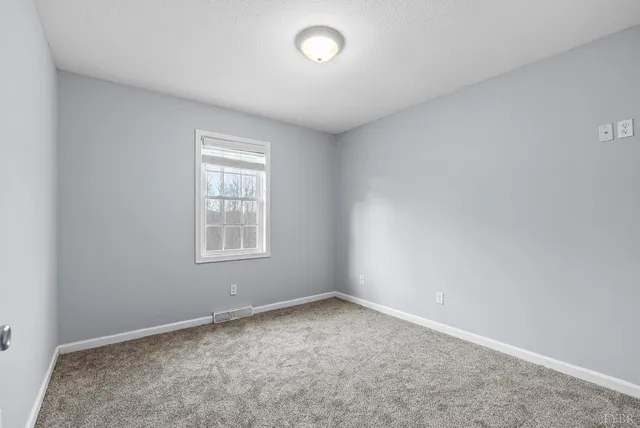 $299,900 | 119 Oakview Drive, Monroe, VA 24574