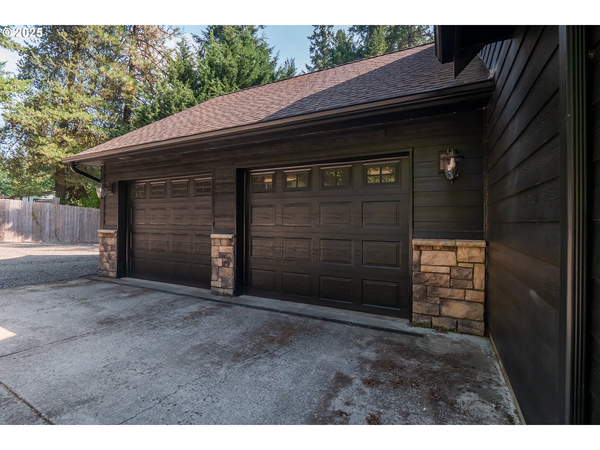 30138 Fox Hollow Road Eugene, OR 97405 - Photo 33 of 47 Gallery Image 33