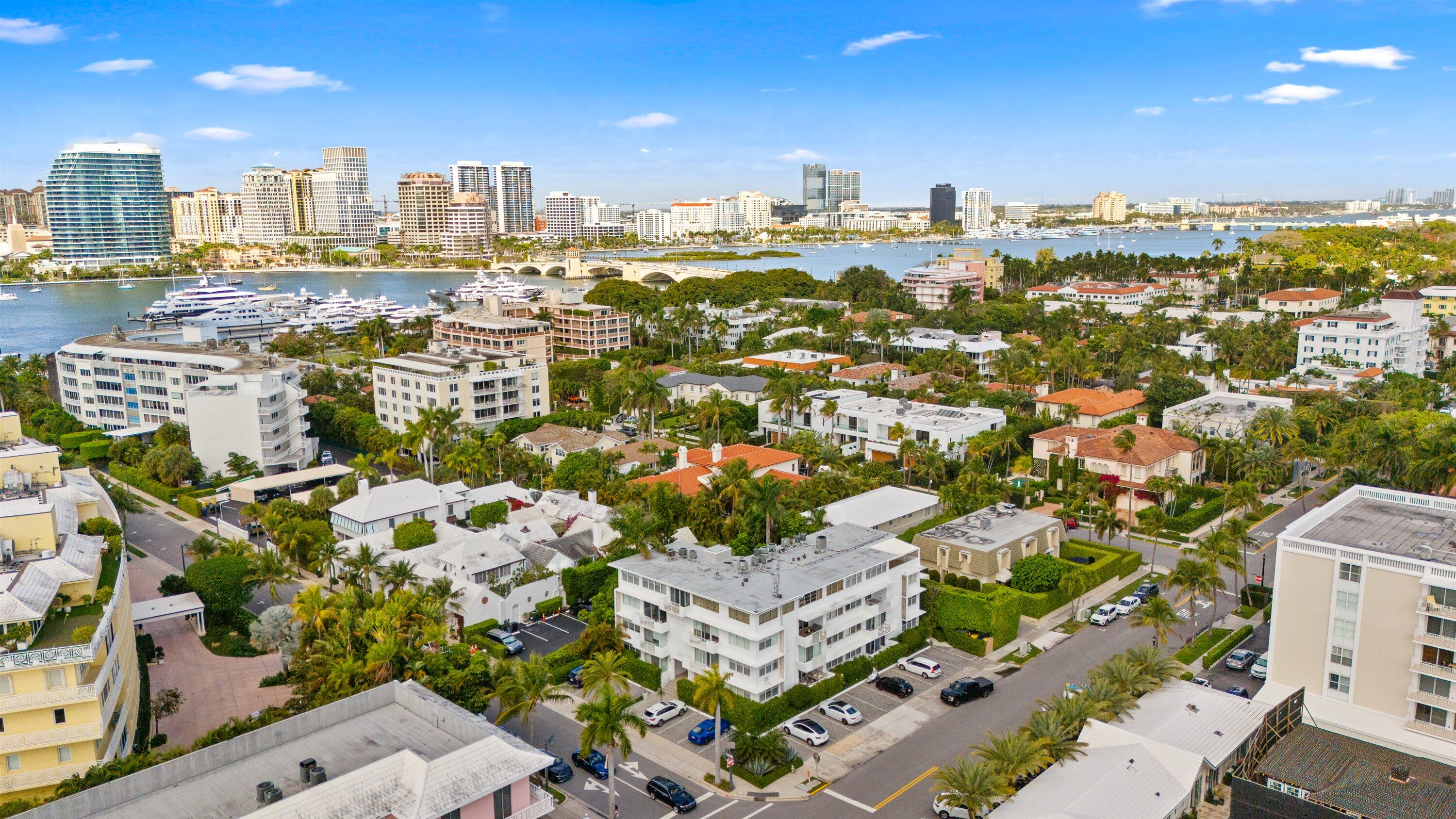 401 Peruvian Avenue, Unit 1010 Palm Beach, FL 33480 - Photo 17 of 19 a view of a city
