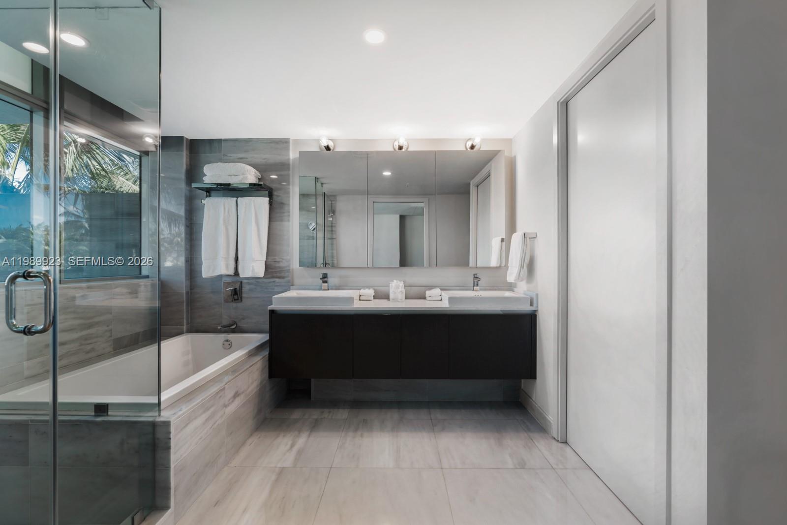 1201 20th Street, Unit 301 Miami Beach, FL 33139 - Photo 11 of 29