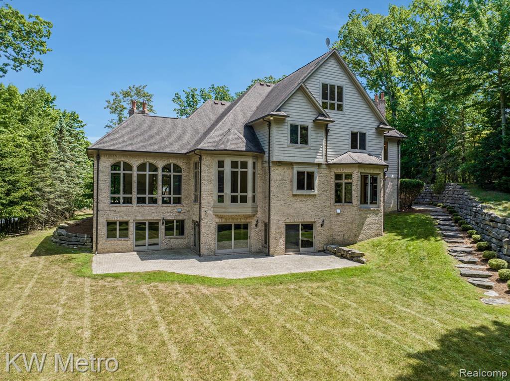 1553 Scenic Hollow Rochester, MI 48306 - Photo 59 of 65