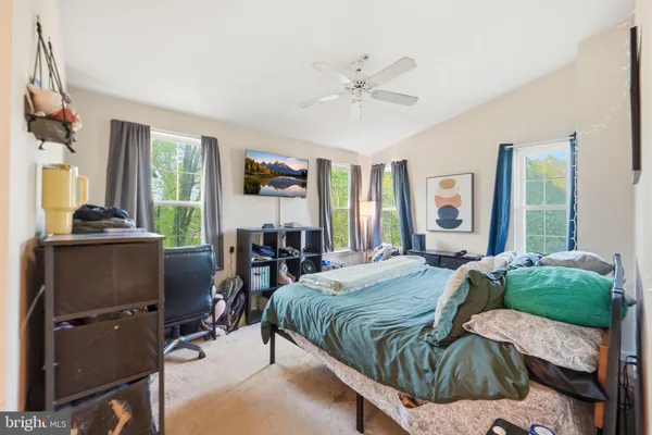 $2,800 | 12796 Fair Briar Lane, Fairfax, VA 22033