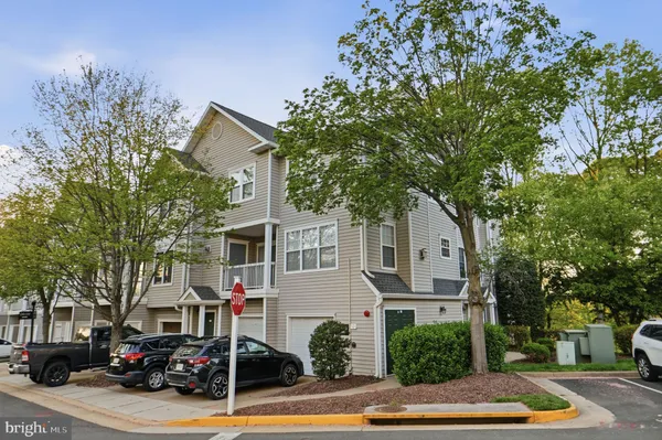 $2,800 | 12796 Fair Briar Lane, Fairfax, VA 22033