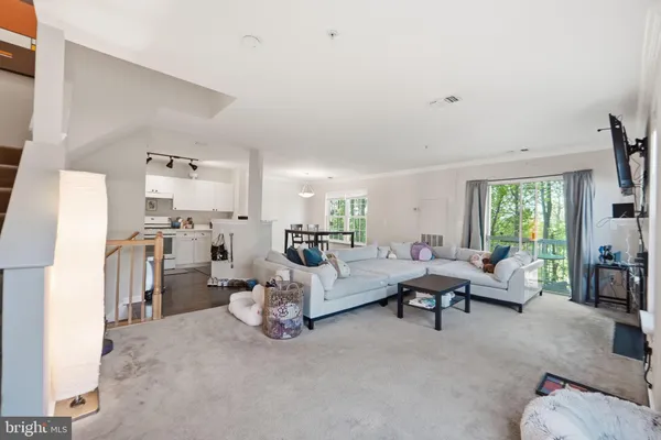 $2,800 | 12796 Fair Briar Lane, Fairfax, VA 22033