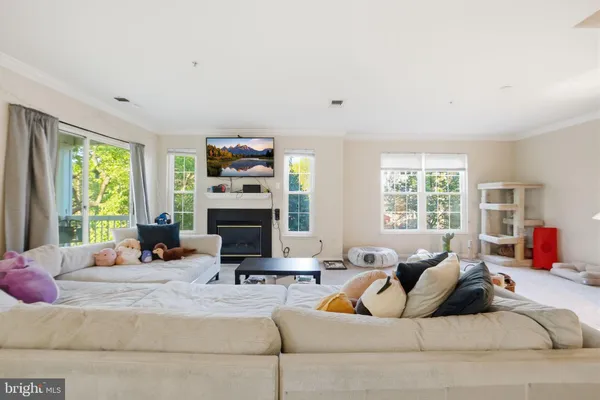 $2,800 | 12796 Fair Briar Lane, Fairfax, VA 22033