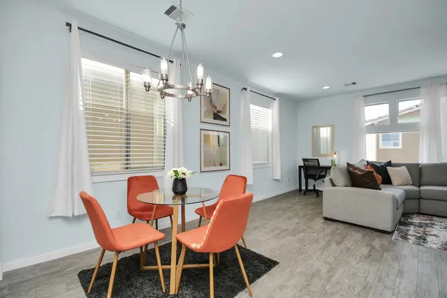 $1,700 | 5411 Lindsay Lane, Houston, TX 77011