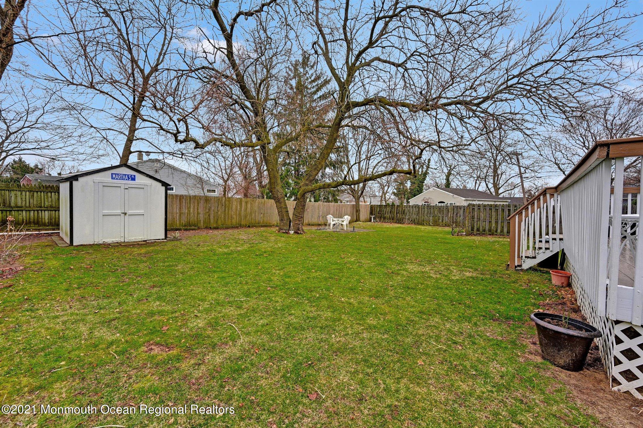 206 Middle Road Hazlet, NJ 07730 - Photo 20 of 25 22-Backyard