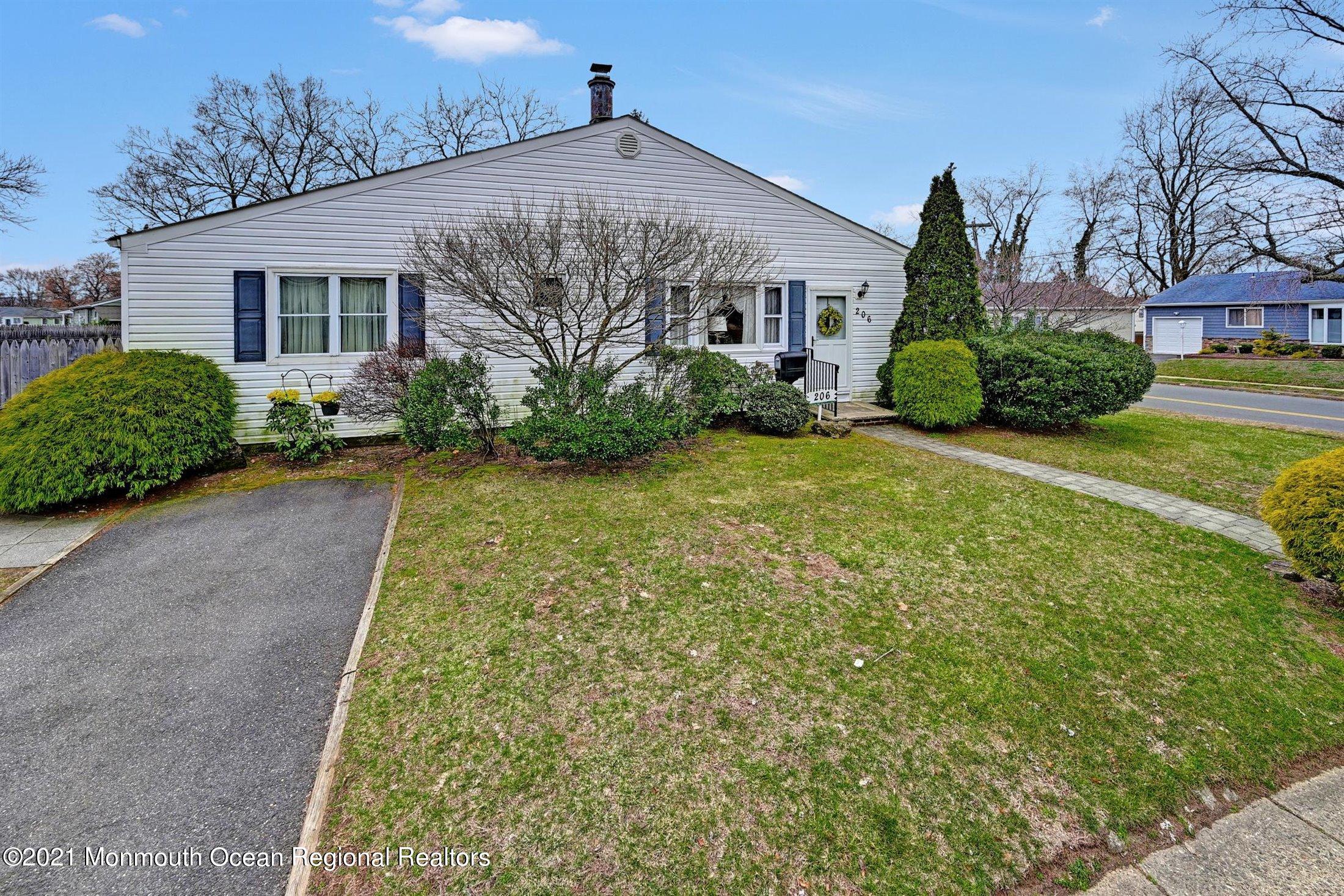 206 Middle Road Hazlet, NJ 07730 - Photo 24 of 25 26-Front