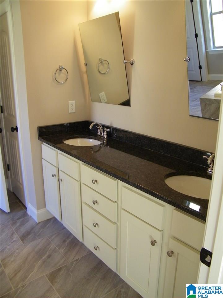609 Round Road Alabaster, AL 35114 - Photo 17 of 44 Gallery Image 17