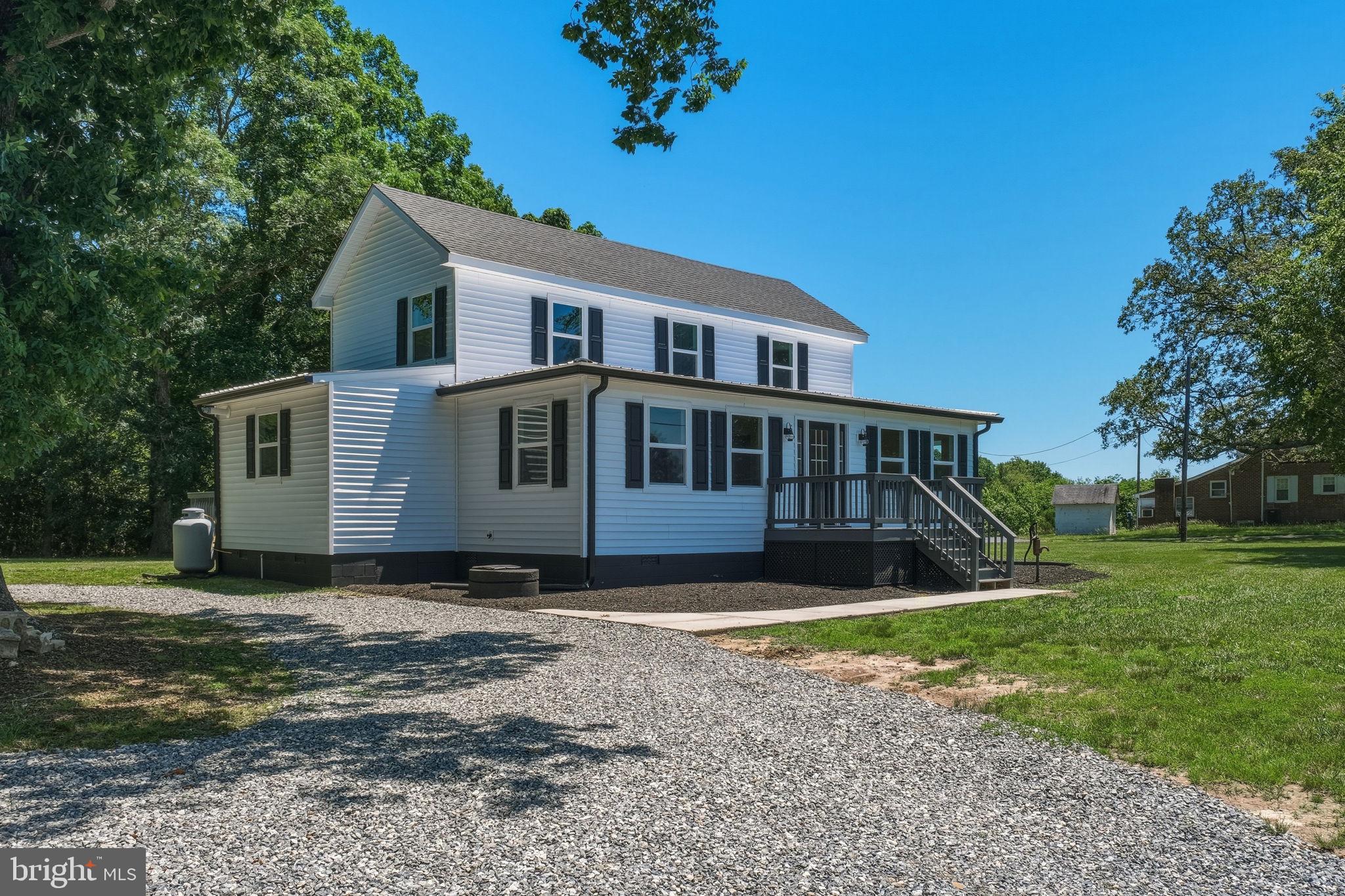 2426 Hampton Hall Road Callao, VA 22435 - Photo 3 of 41