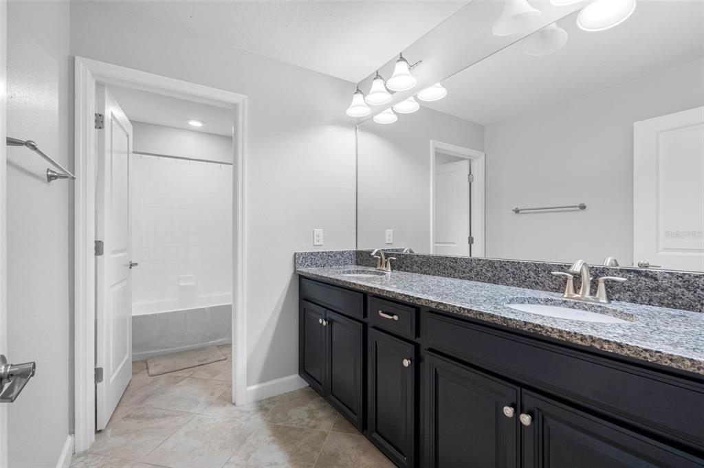 10066 Victory Gallop Loop Ruskin, FL 33573 - Photo 41 of 86