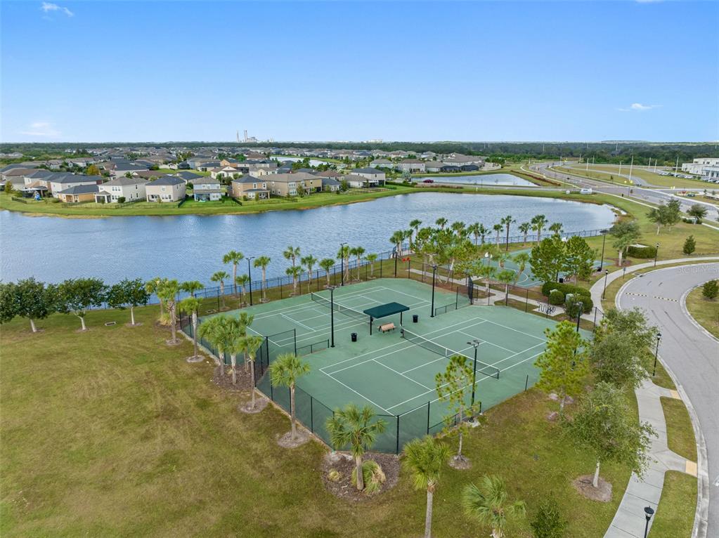 10066 Victory Gallop Loop Ruskin, FL 33573 - Photo 61 of 86
