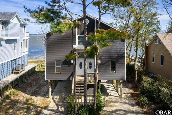 $915,000 | 219 Kitty Hawk Bay Drive, Kill Devil Hills, NC 27948