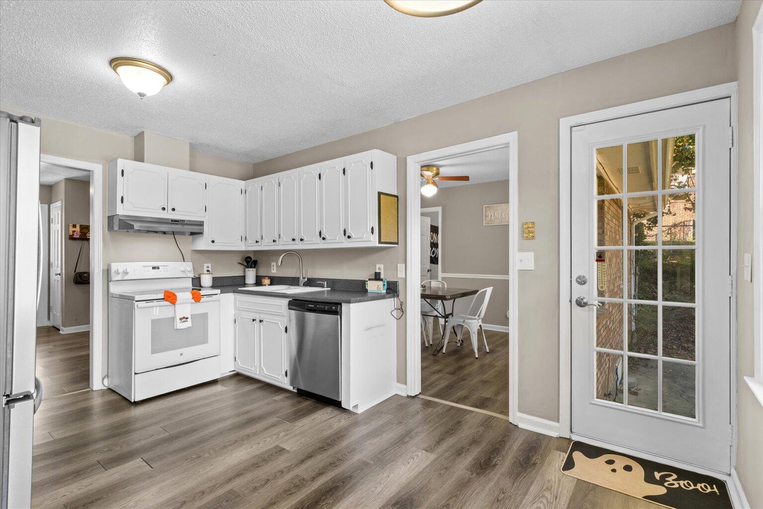 506 Lavista Road Dalton, GA 30720 - Photo 15 of 54 17-17