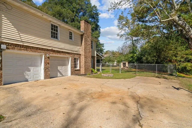 $300,000 | 506 Lavista Road, Dalton, GA 30720