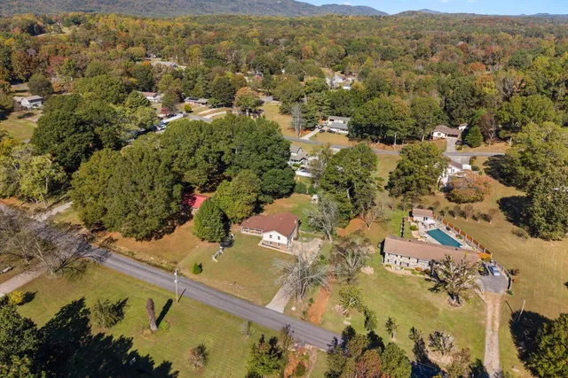 $300,000 | 506 Lavista Road, Dalton, GA 30720