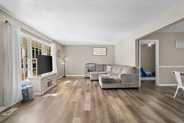 $300,000 | 506 Lavista Road, Dalton, GA 30720