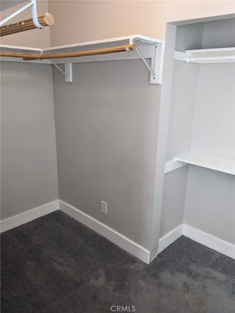 $2,000 | 1000 East 1st Street, Unit 1002, Long Beach, CA 90802