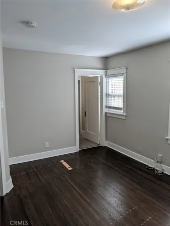 $2,000 | 1000 East 1st Street, Unit 1002, Long Beach, CA 90802