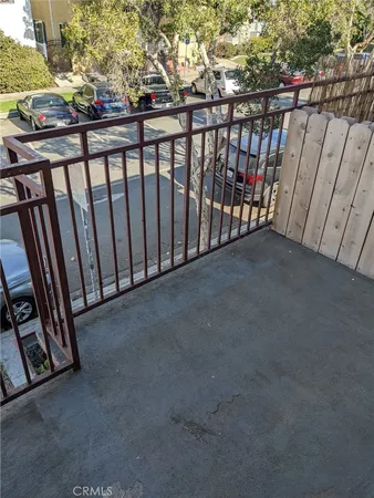 $2,000 | 1000 East 1st Street, Unit 1002, Long Beach, CA 90802