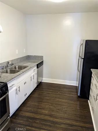 $2,000 | 1000 East 1st Street, Unit 1002, Long Beach, CA 90802