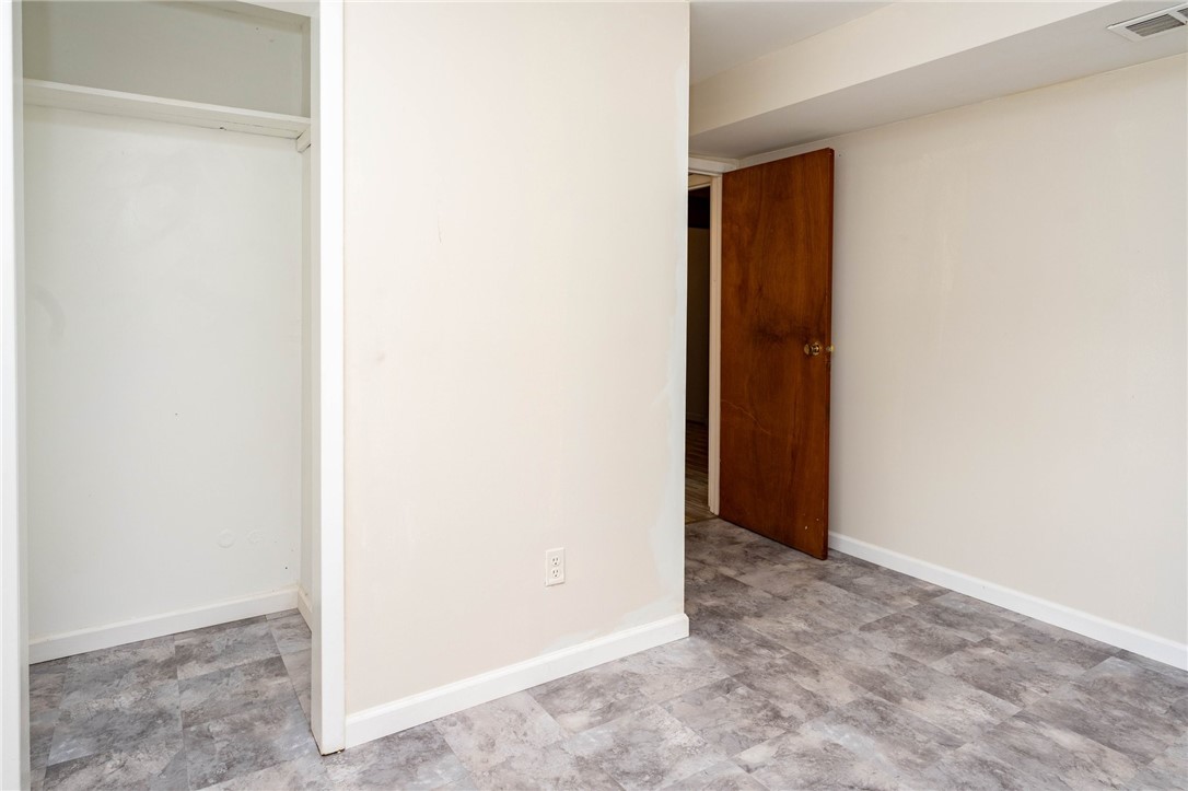 36 Brendan Circle Henrietta, NY 14467 - Photo 18 of 28