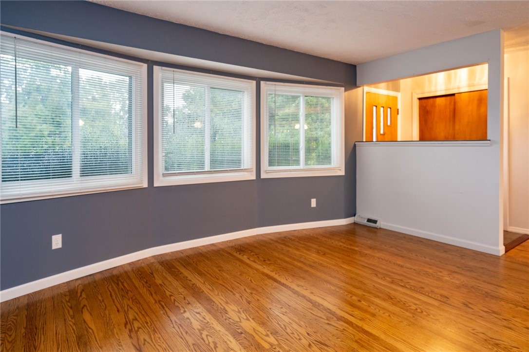 36 Brendan Circle Henrietta, NY 14467 - Photo 7 of 28