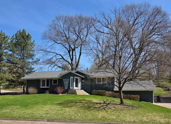 $580,000 | 16409 Norwood Lane, Minnetonka, MN 55345