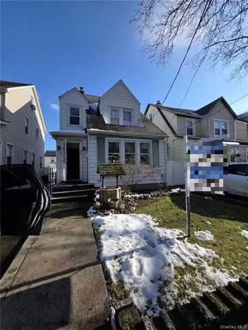 $799,000 | 89-25 238th Street | Bellerose