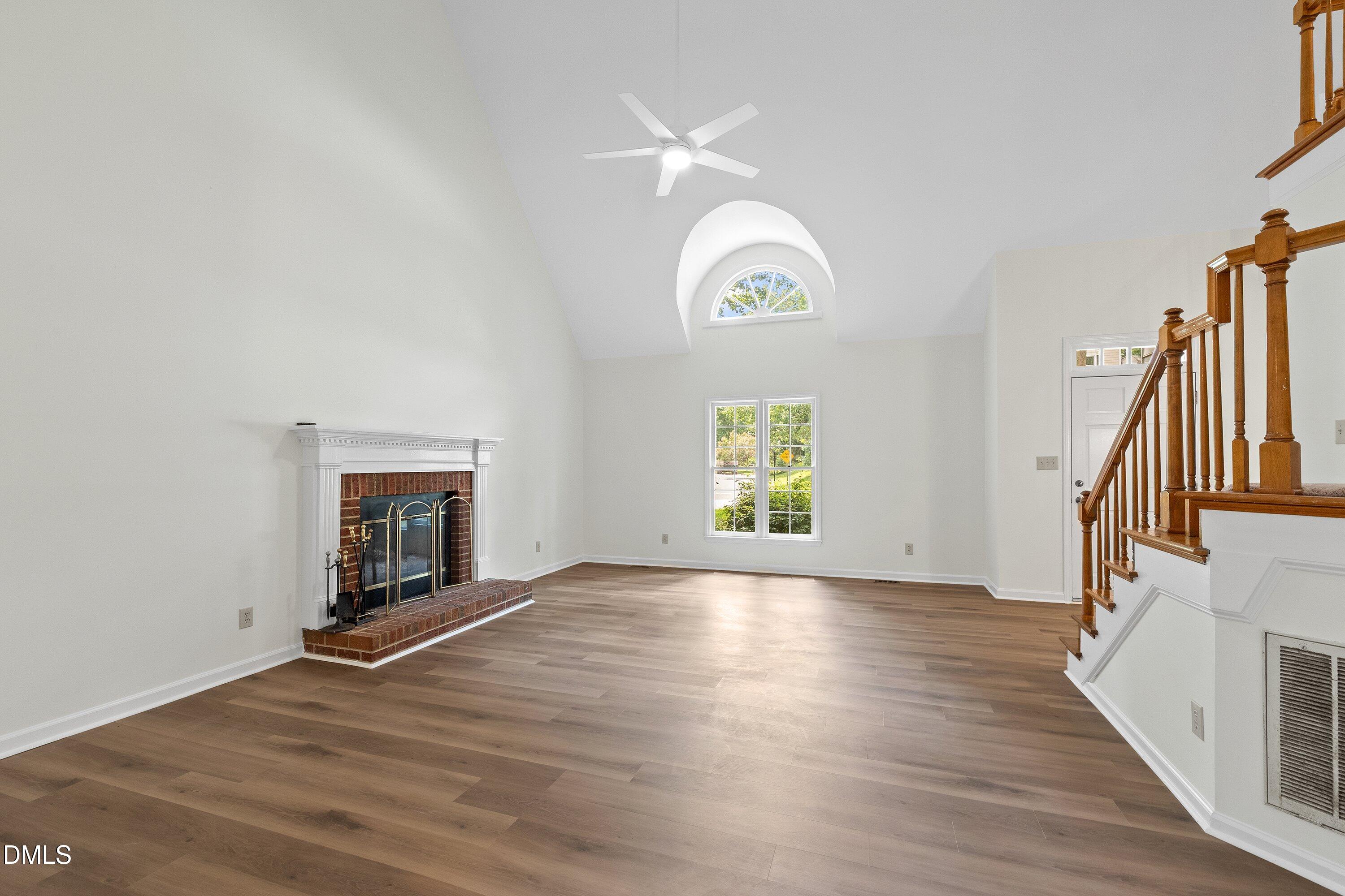 5325 Fairmead Circle Raleigh, NC 27613 - Photo 5 of 43 07-5325 Fairmead_0751
