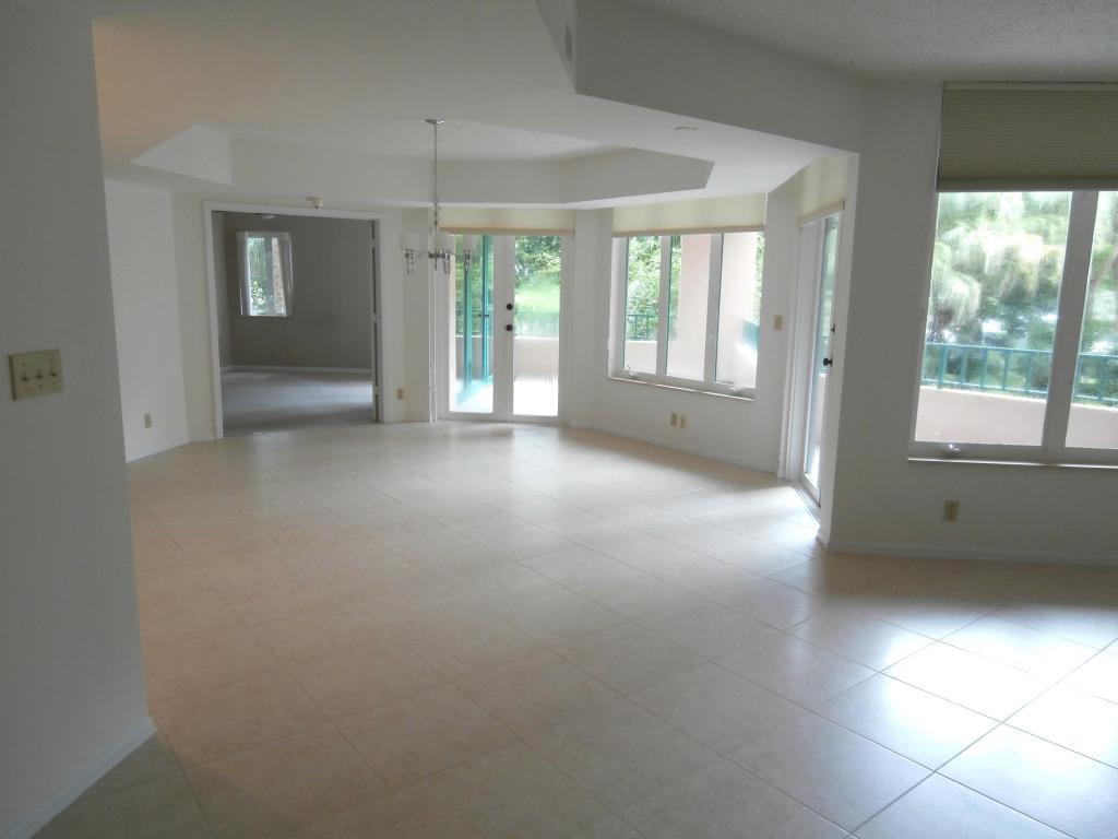 100 Southeast 5th Avenue, Unit 210 Boca Raton, FL 33432 - Photo 3 of 30 DINING AREA