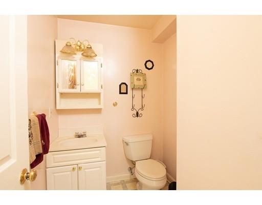 31 Harding Terrace Dedham, MA 02026 - Photo 13 of 28 Gallery Image 13