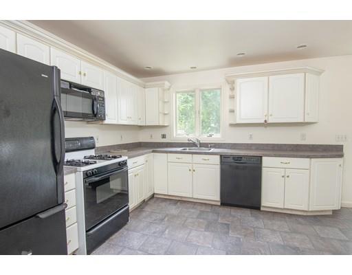 31 Harding Terrace Dedham, MA 02026 - Photo 7 of 28 Gallery Image 7