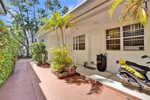 $1,275,000 | 7710 Carlyle Avenue, Miami Beach, FL 33141
