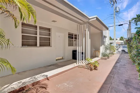 $1,275,000 | 7710 Carlyle Avenue, Miami Beach, FL 33141