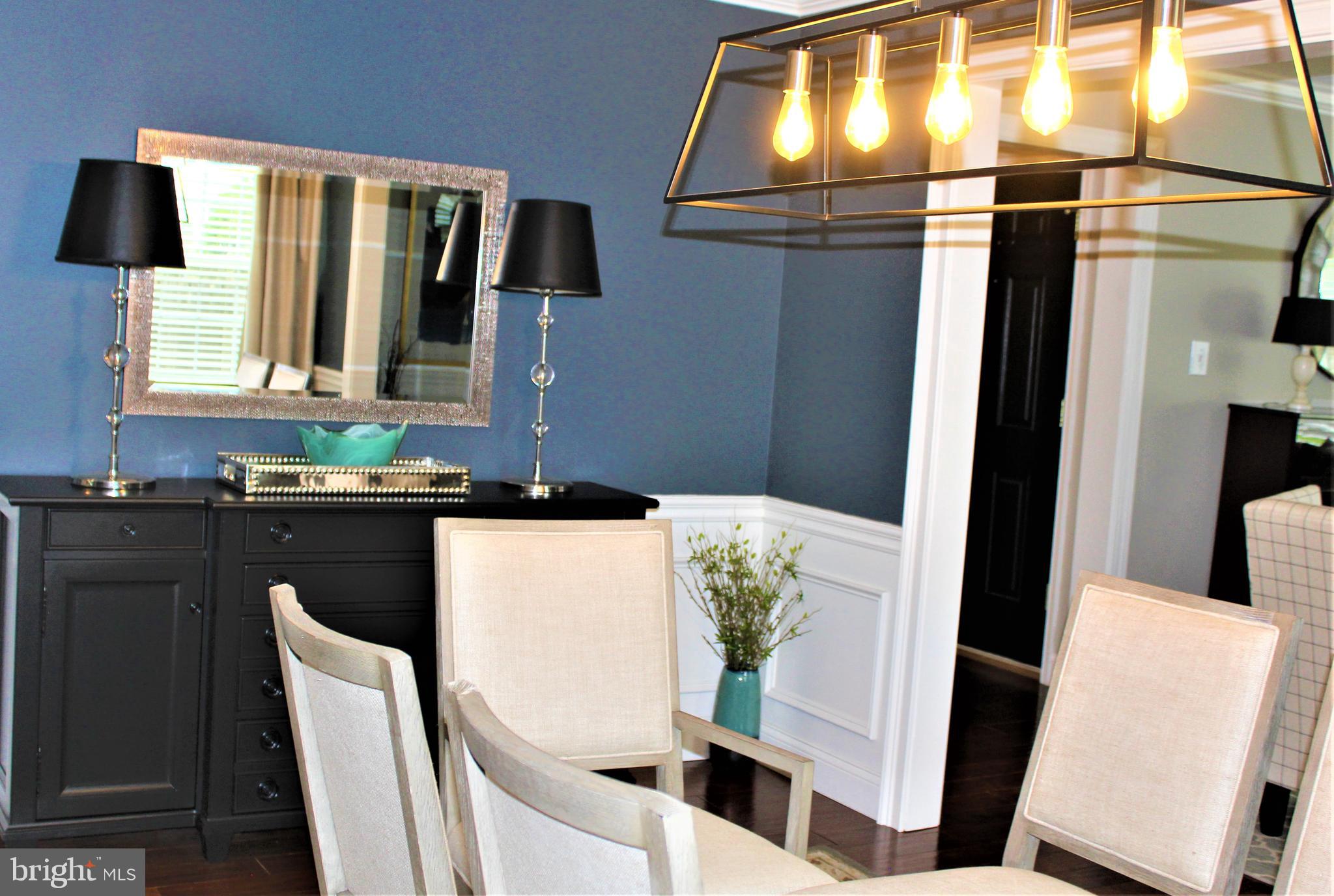 18 Flint Road Langhorne, PA 19047 - Photo 14 of 57 Dining Room