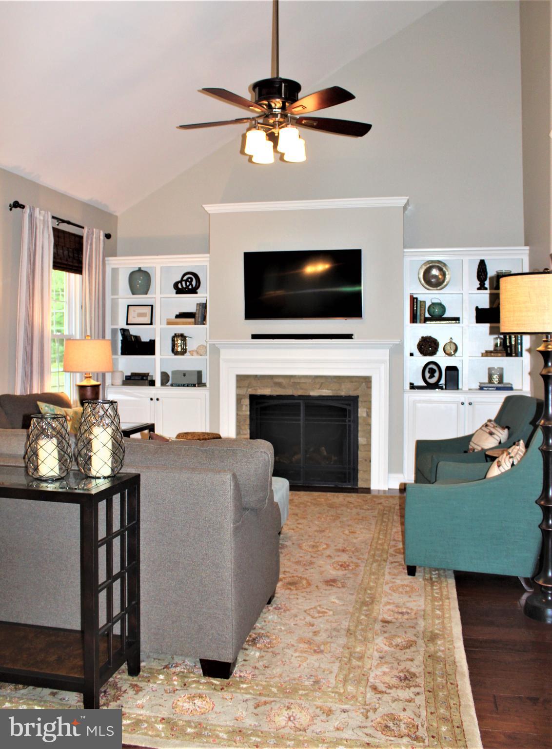 18 Flint Road Langhorne, PA 19047 - Photo 17 of 57 Family Room