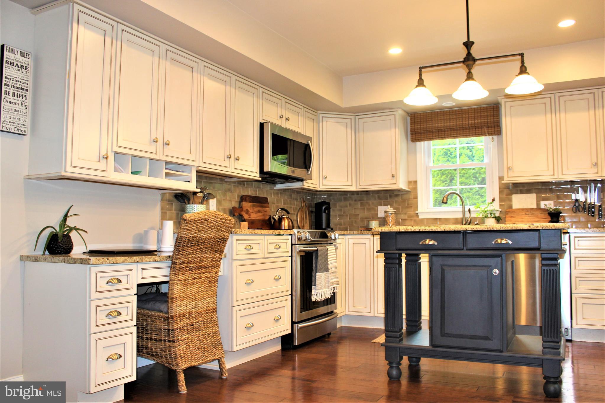 18 Flint Road Langhorne, PA 19047 - Photo 18 of 57 Kitchen