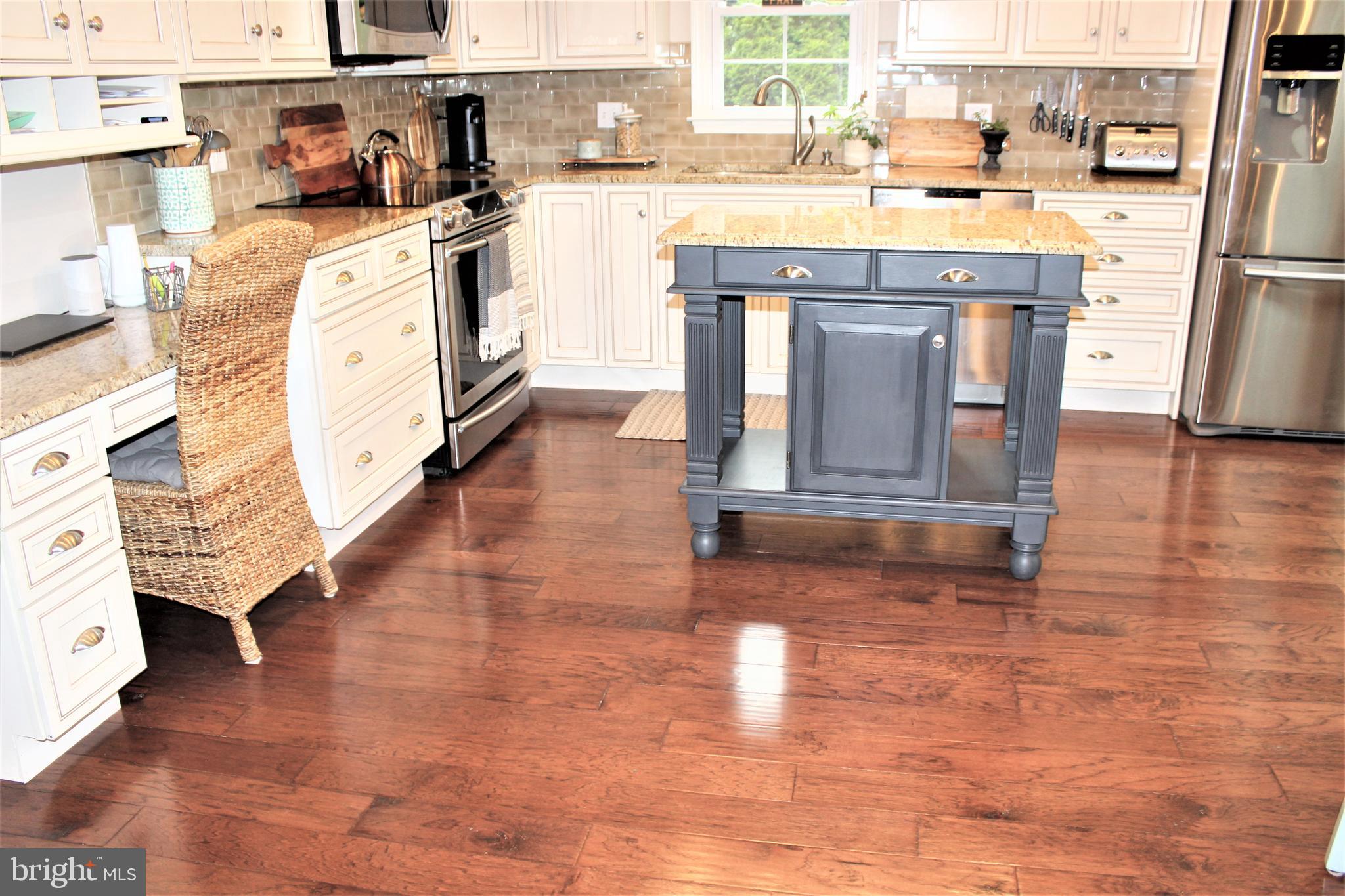 18 Flint Road Langhorne, PA 19047 - Photo 22 of 57 Kitchen