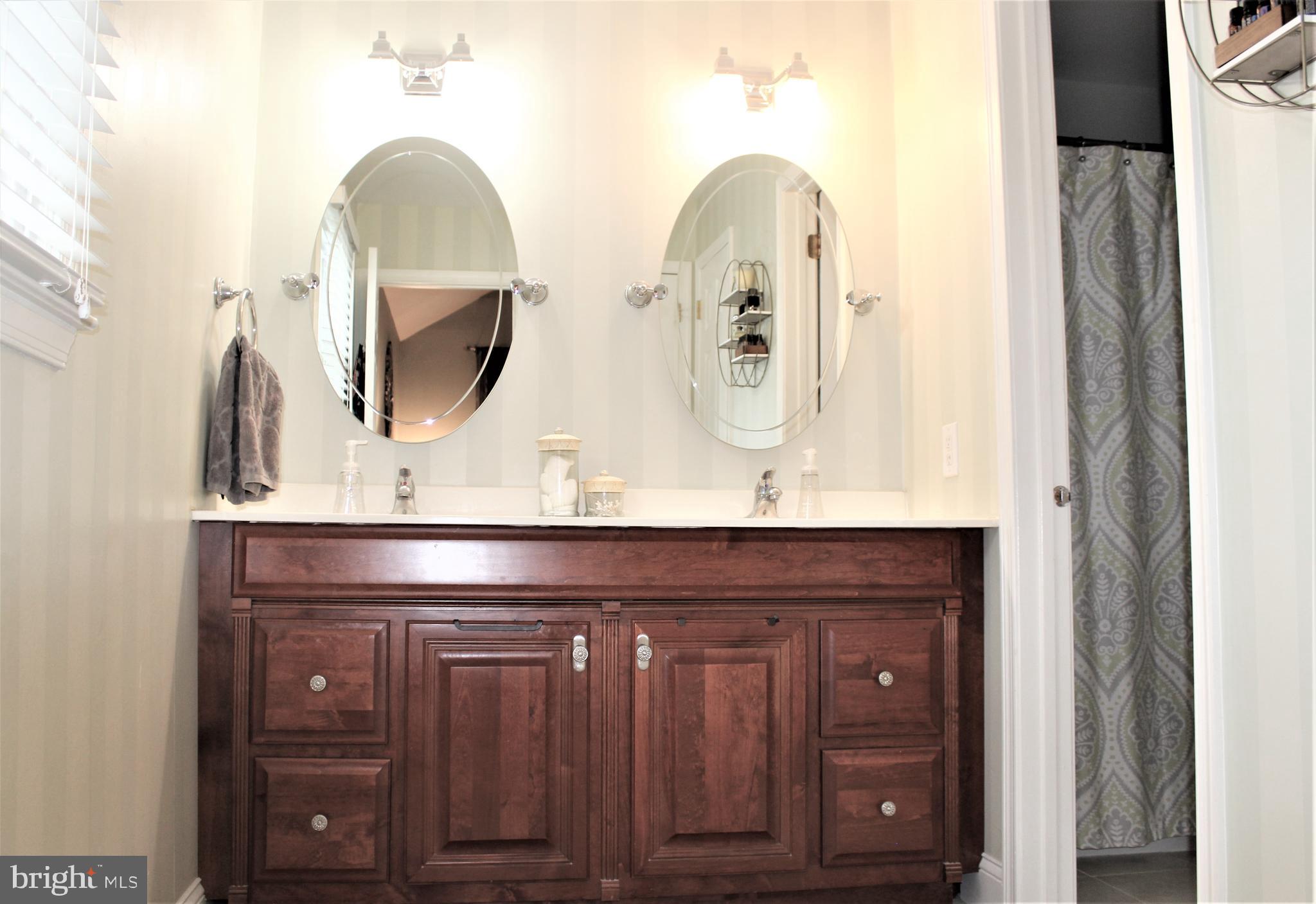 18 Flint Road Langhorne, PA 19047 - Photo 29 of 57 Master Bath