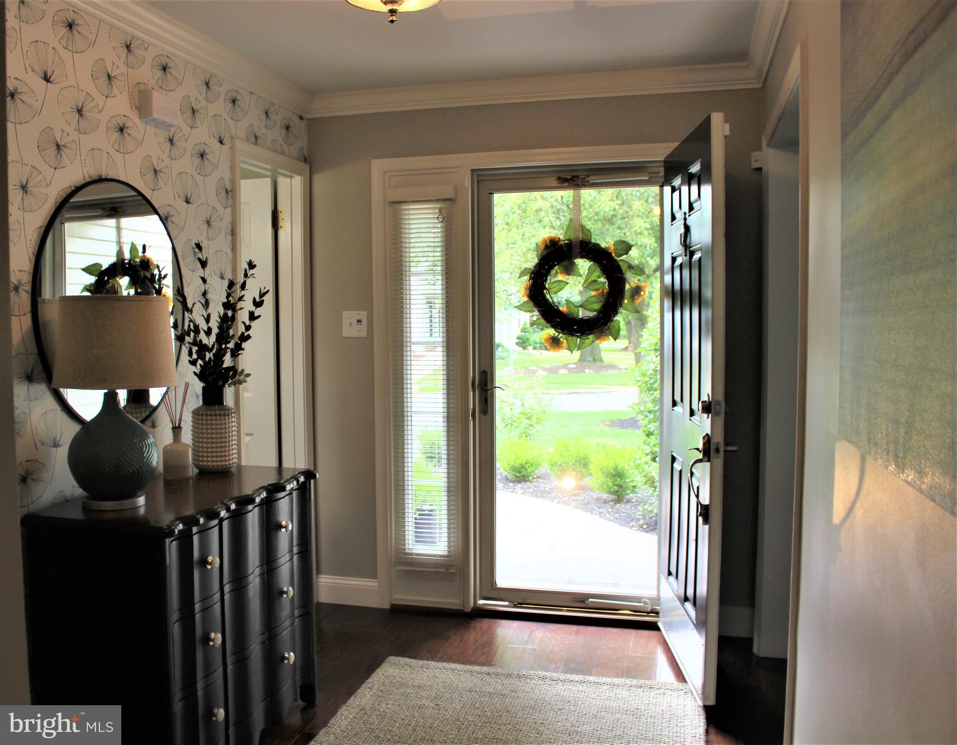 18 Flint Road Langhorne, PA 19047 - Photo 8 of 57 Front Foyer